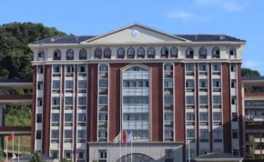 郴州市湖南师大附属五雅中学｜高三复读学校